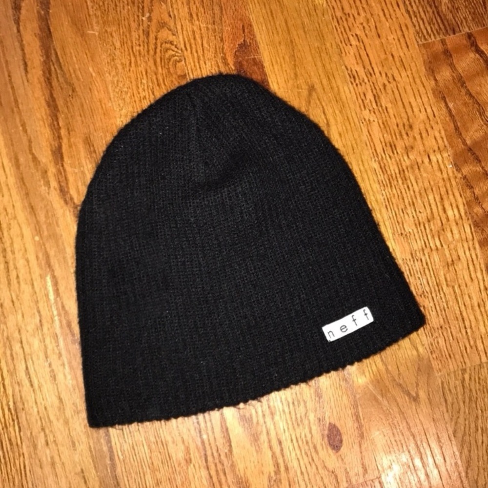 black neff beanie 🖤